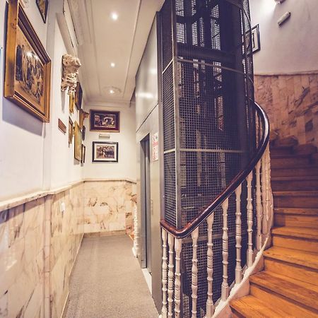 Hostal Marlasca Madrid Ngoại thất bức ảnh