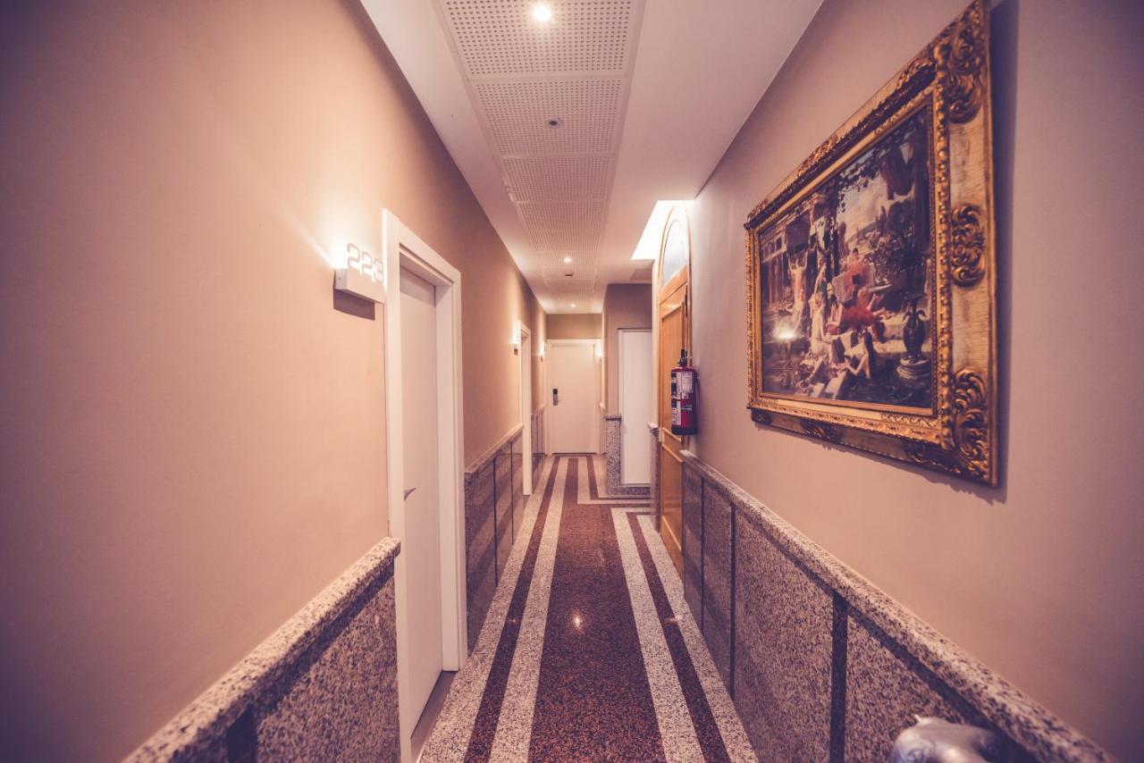 Hostal Marlasca Madrid Ngoại thất bức ảnh