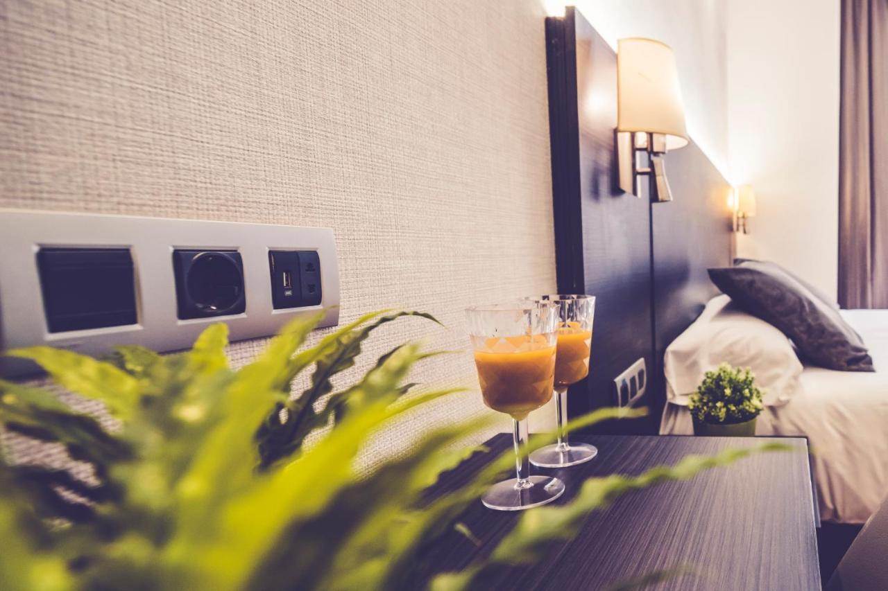 Hostal Marlasca Madrid Ngoại thất bức ảnh