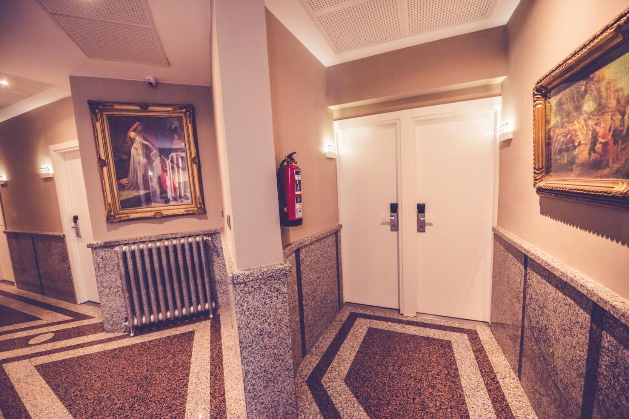 Hostal Marlasca Madrid Ngoại thất bức ảnh