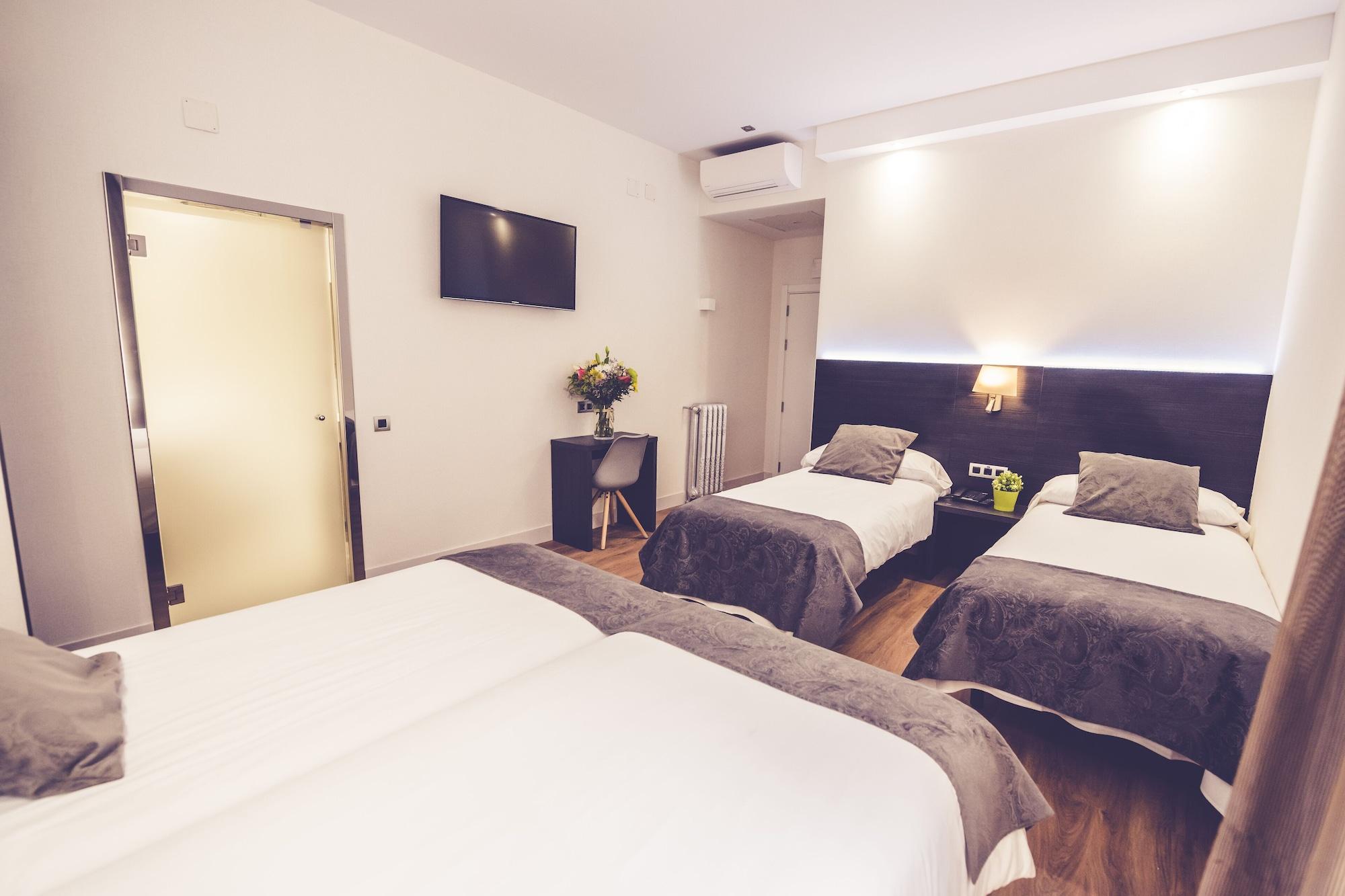 Hostal Marlasca Madrid Ngoại thất bức ảnh