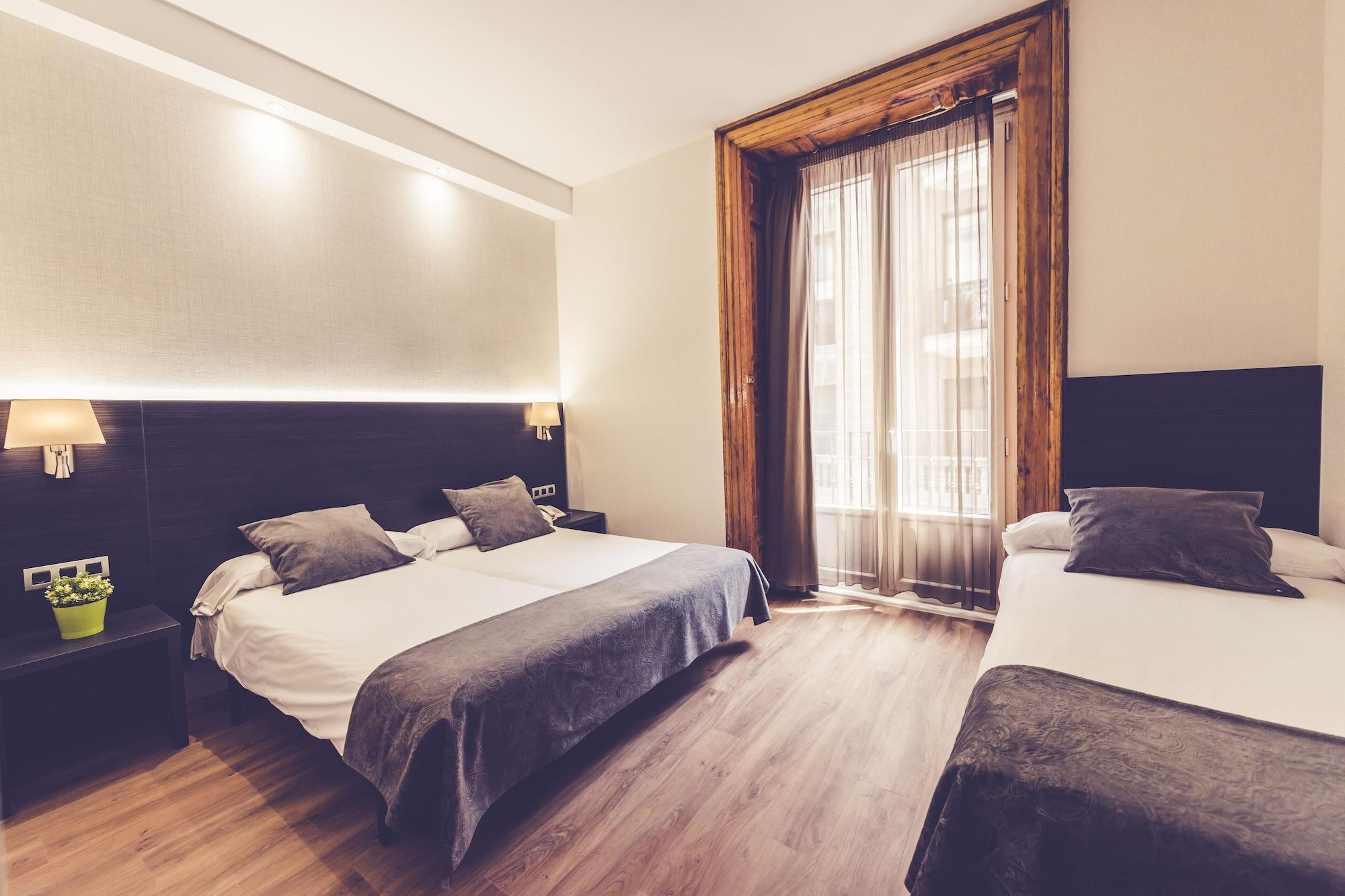 Hostal Marlasca Madrid Ngoại thất bức ảnh