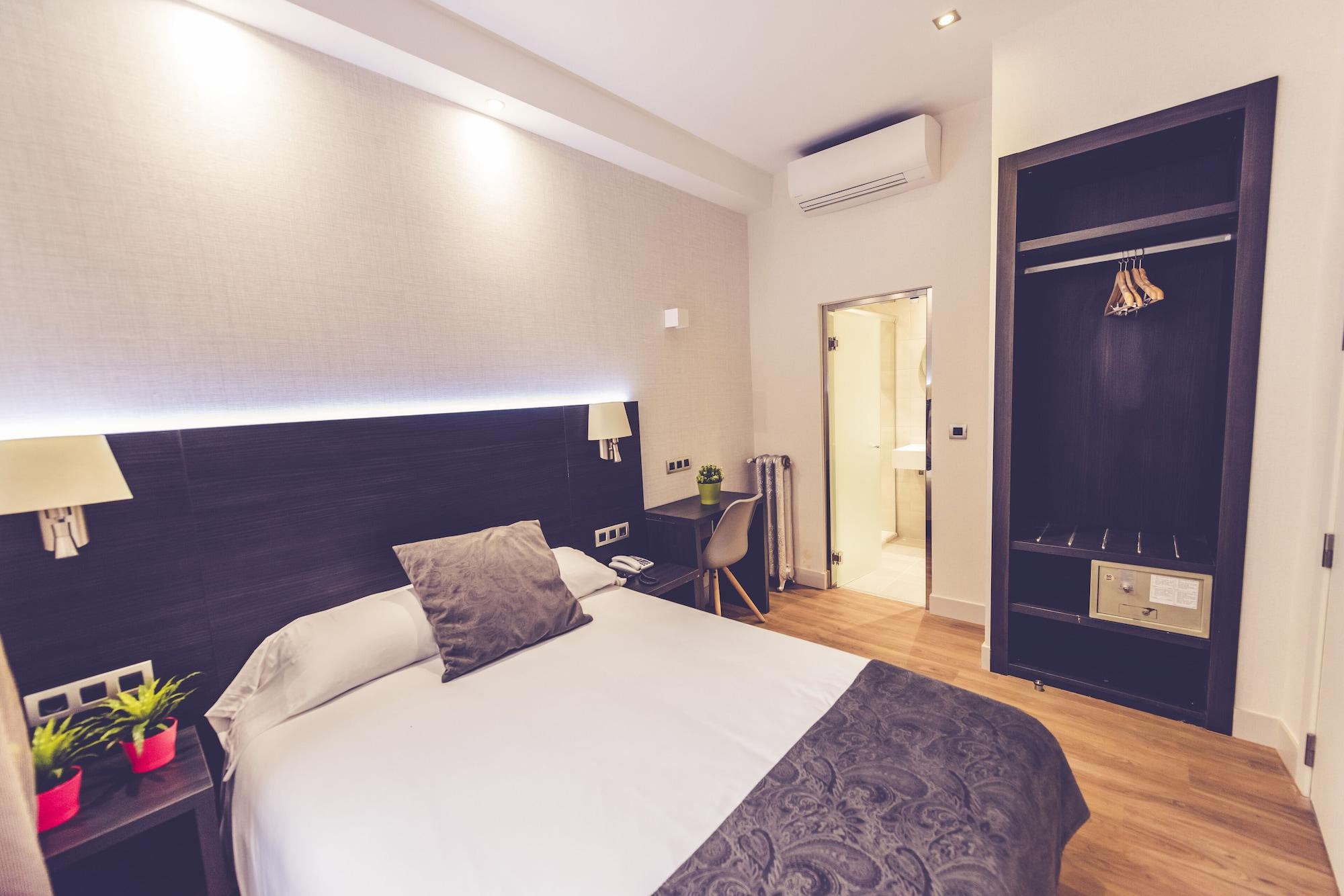 Hostal Marlasca Madrid Ngoại thất bức ảnh