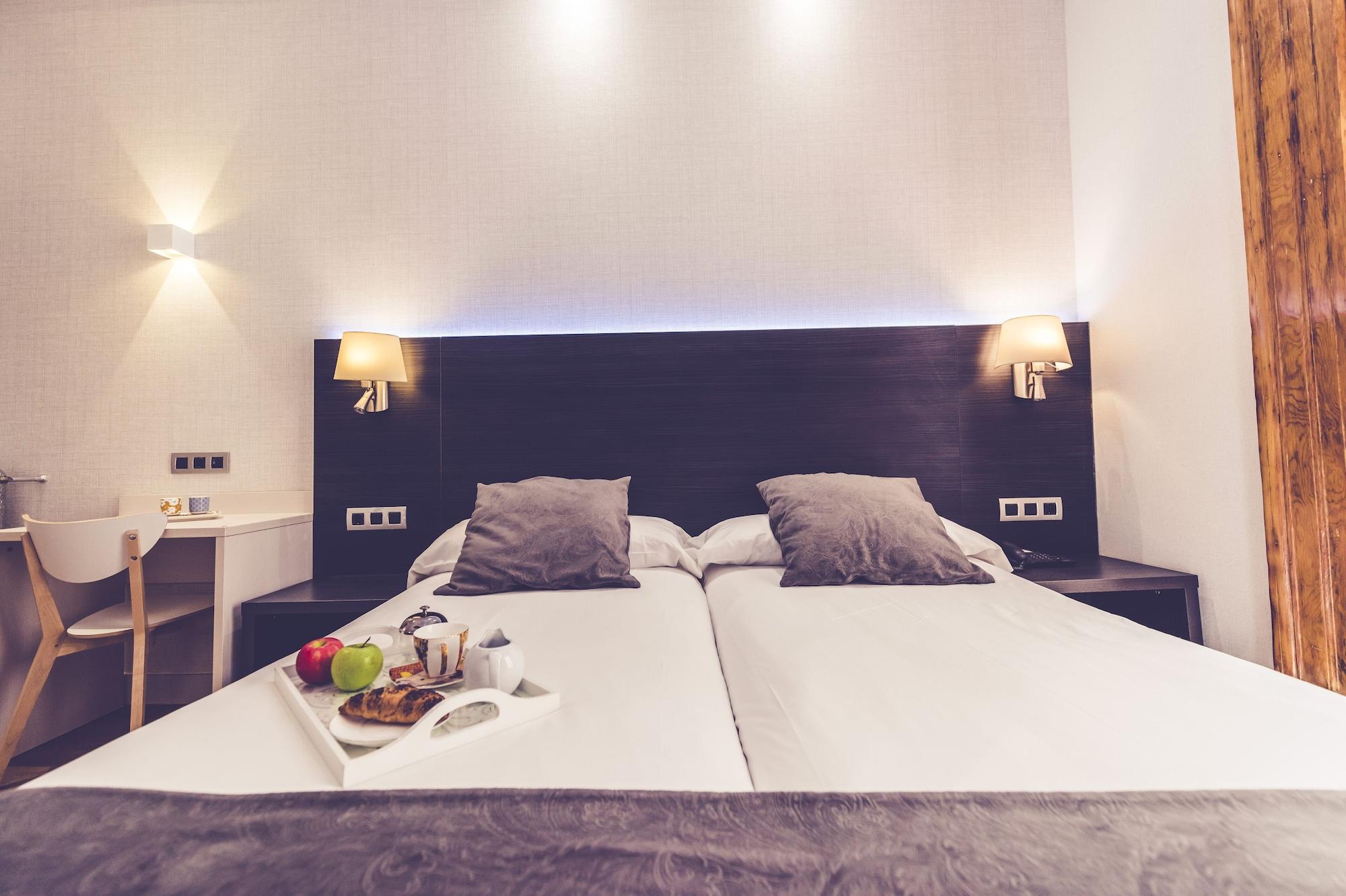 Hostal Marlasca Madrid Ngoại thất bức ảnh