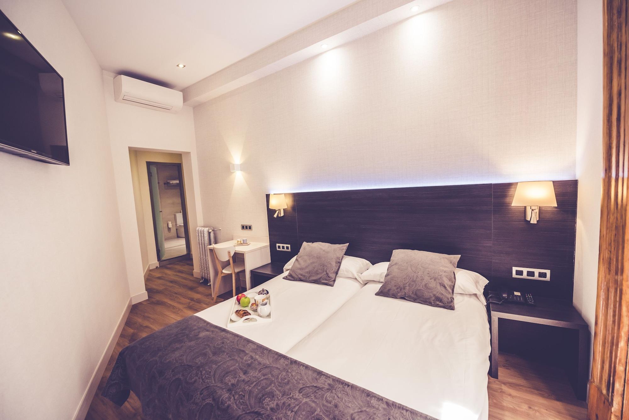 Hostal Marlasca Madrid Ngoại thất bức ảnh