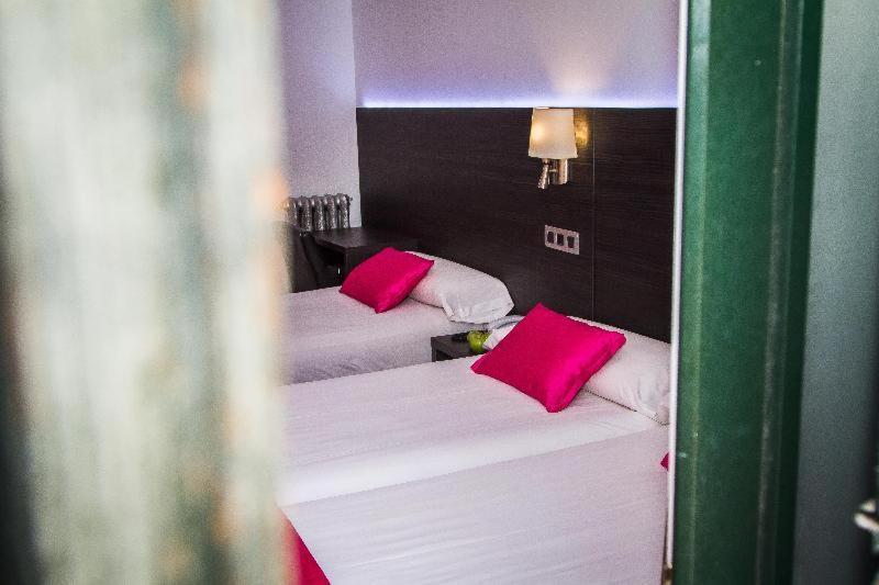 Hostal Marlasca Madrid Phòng bức ảnh